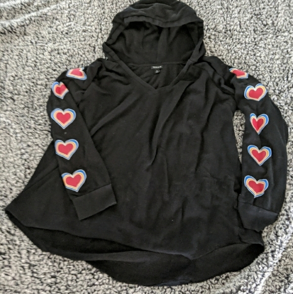 Torrid Rainbow Heart Sleeve Hoodie Size 2 - Picture 2 of 3